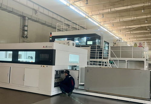 新春走基层 探访铸造3D打印智能工厂，感受创新脉动中的“代驾服务”